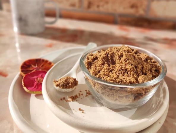 شرکت توزیع قوتو بادام اصل کرمان